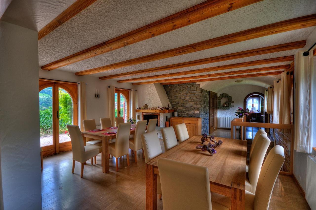 Castel De Daval Bed & Breakfast Сиере Екстериор снимка