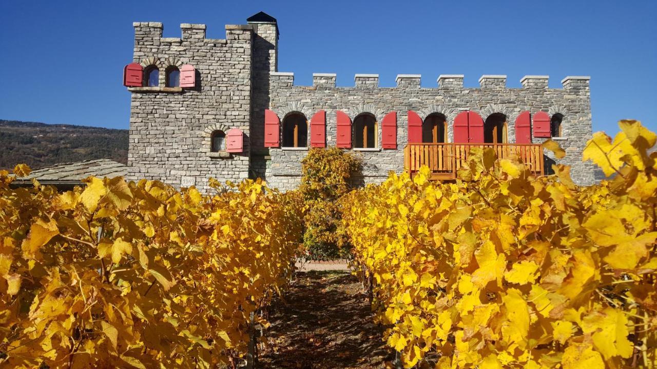 Castel De Daval Bed & Breakfast Сиере Екстериор снимка