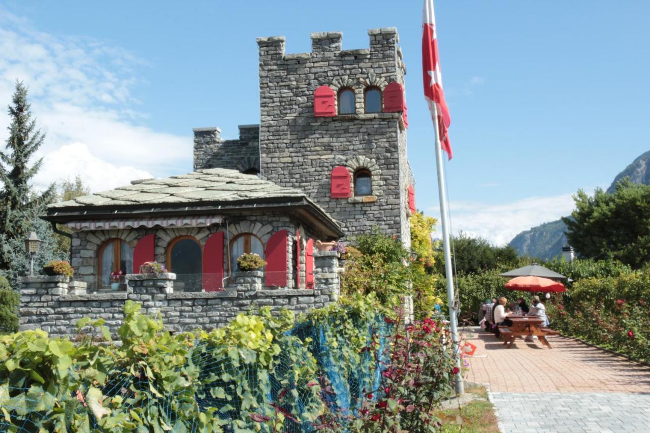 Castel De Daval Bed & Breakfast Сиере Екстериор снимка