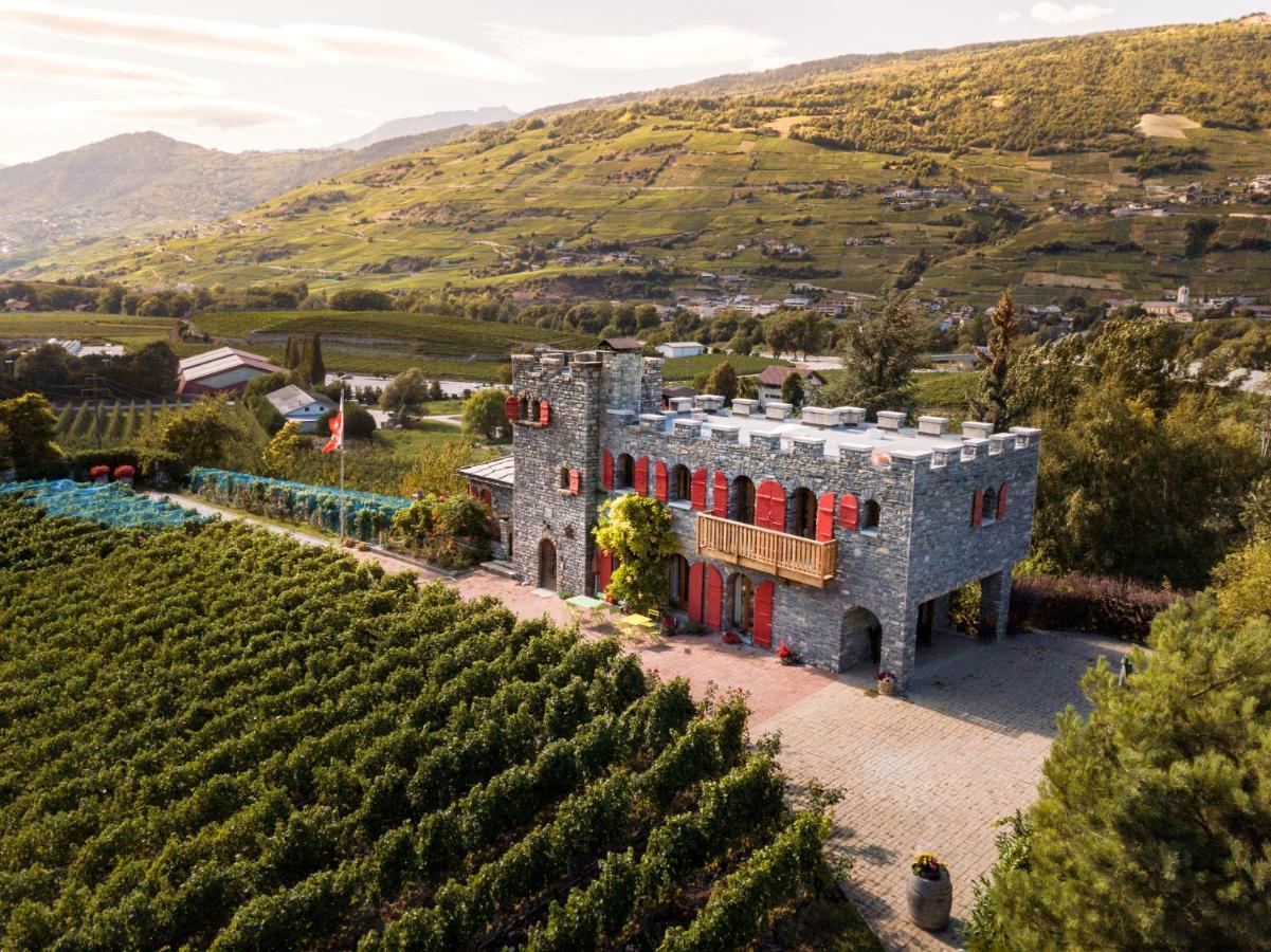Castel De Daval Bed & Breakfast Сиере Екстериор снимка
