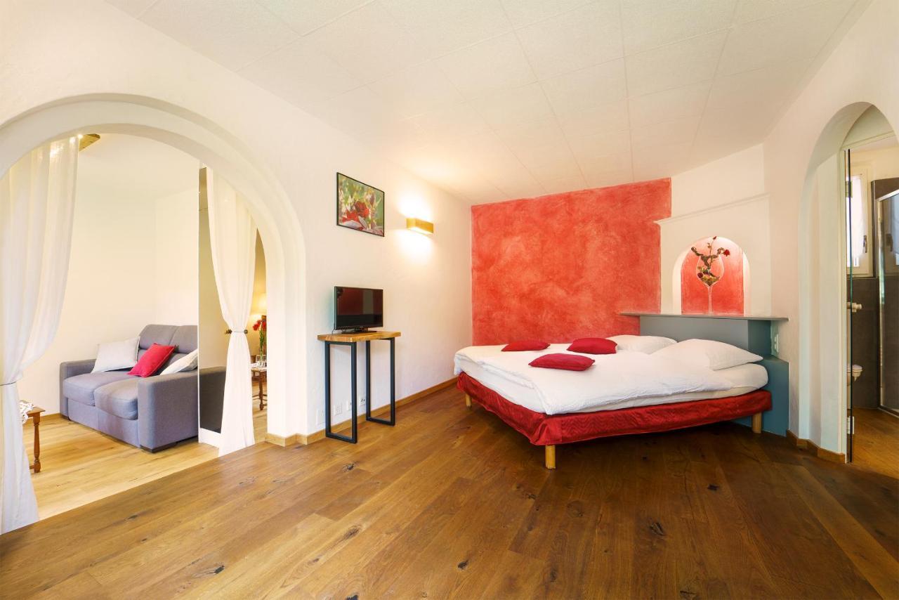 Castel De Daval Bed & Breakfast Сиере Екстериор снимка