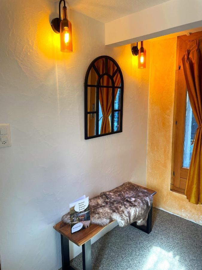 Castel De Daval Bed & Breakfast Сиере Екстериор снимка
